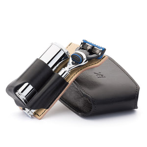 Reise Rasierset von MÜHLE mit Gillette® Fusion™ im schwarzen Leder Reiseetui