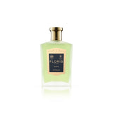 Das Floris London Elite After Shave ist ein hochwertiges Aftershave mit einem Fassungsvermögen von 100 ml, das speziell für den anspruchsvollen Gentleman entwickelt wurde. Tauchen Sie ein in den unverwechselbaren Duft, der Ihre Haut erfrischt und verwöhnt.